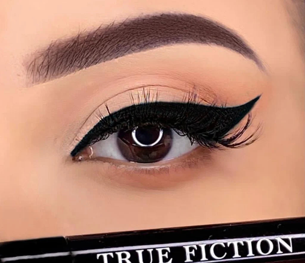 TRUE FICTION SIMPLY BLACK LIQUID LINER
