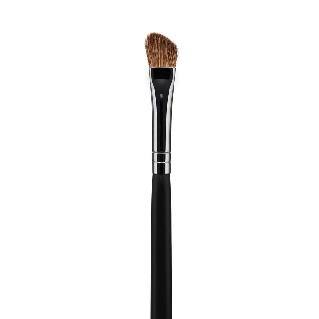 CB202 Pro Chisel Fluff & Precision Crease Brush by CROWN BRUSH